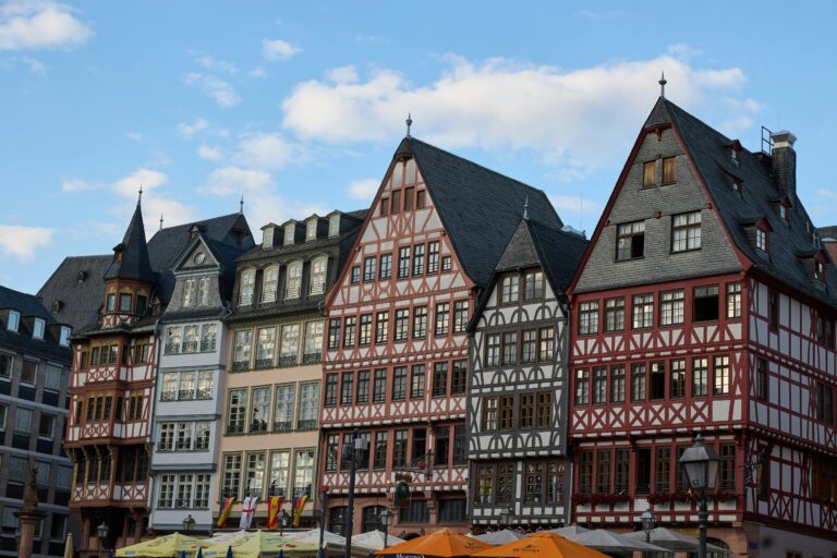 FRANKFURT: 10 segredos que nunca te contaram